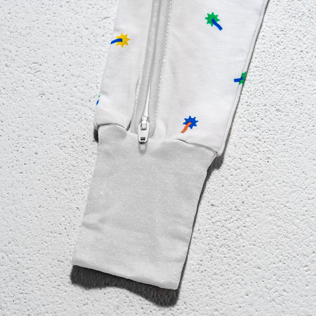 C01_Through the Palms01