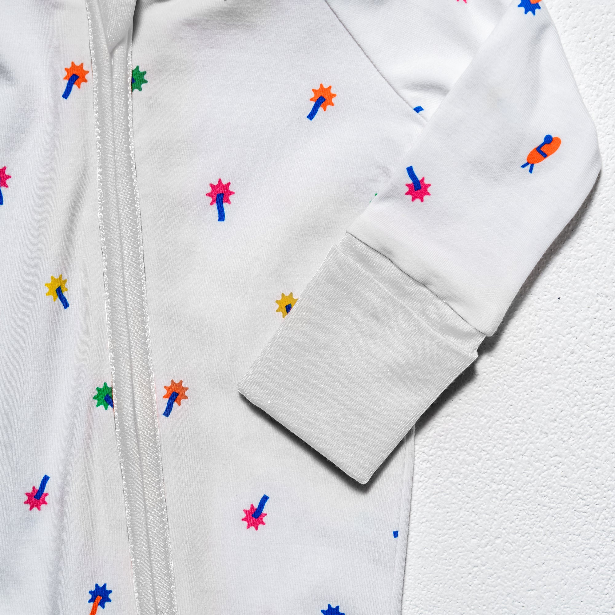 C01_Through the Palms04