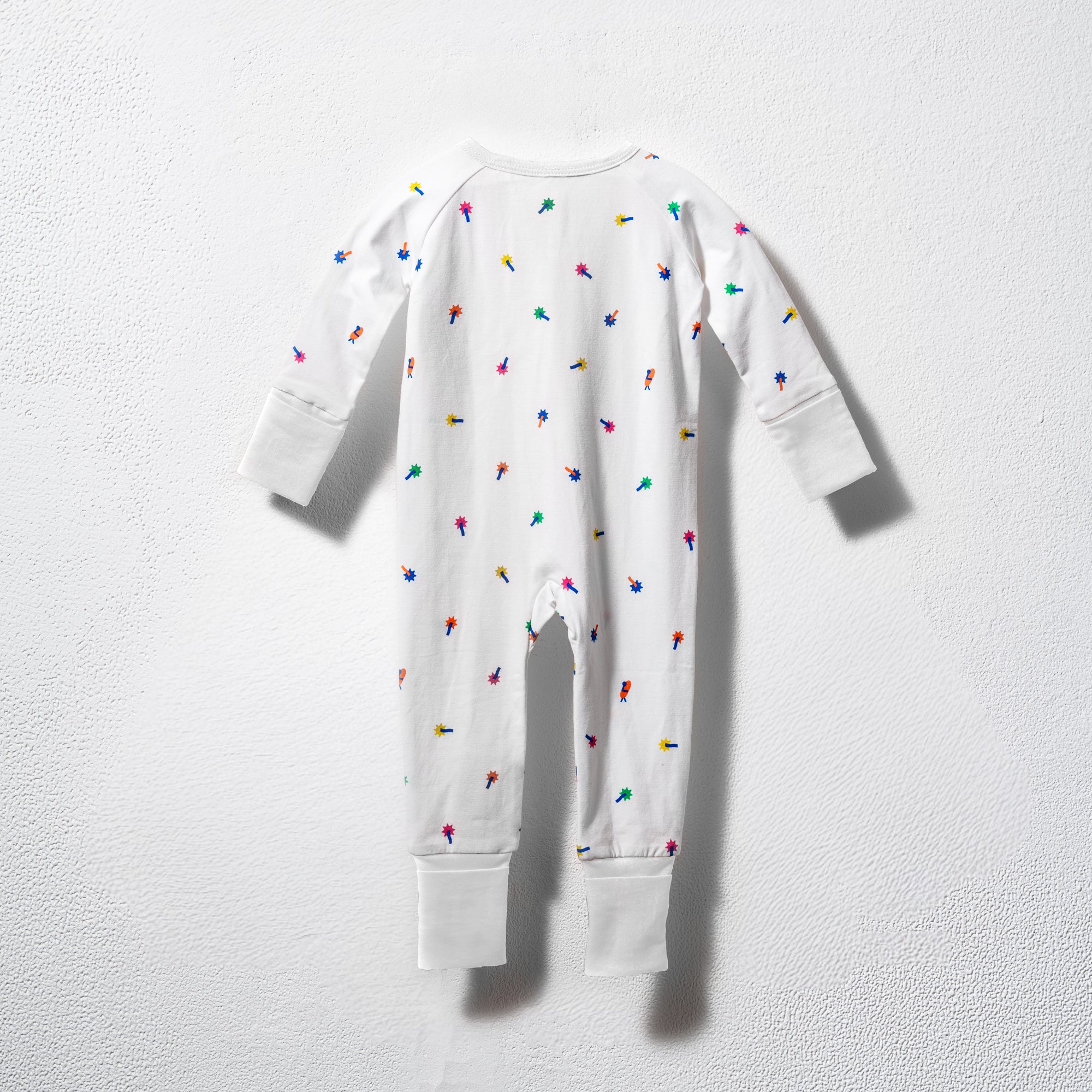 C01_Through the Palms05