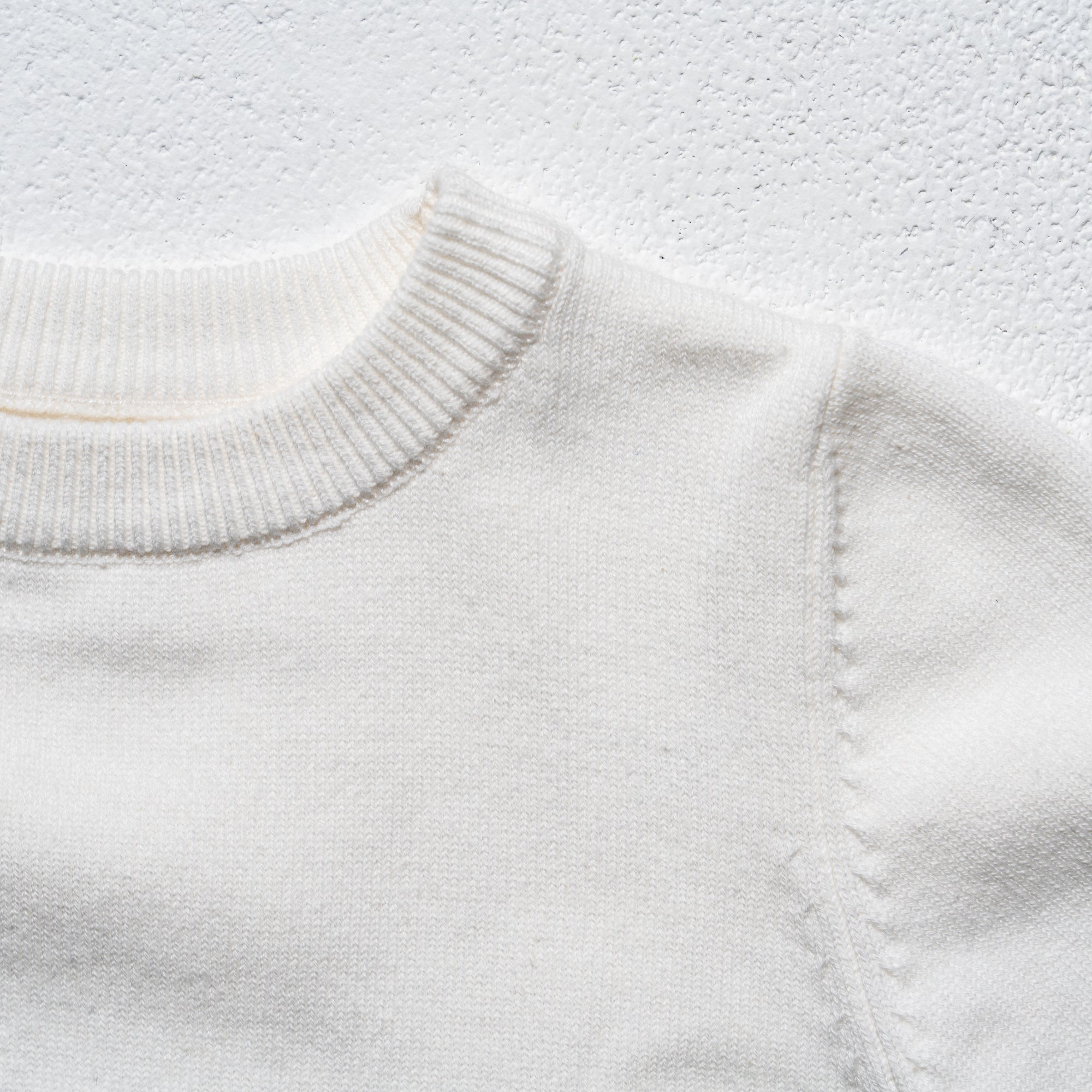 FrozenTreat（白いセーター）