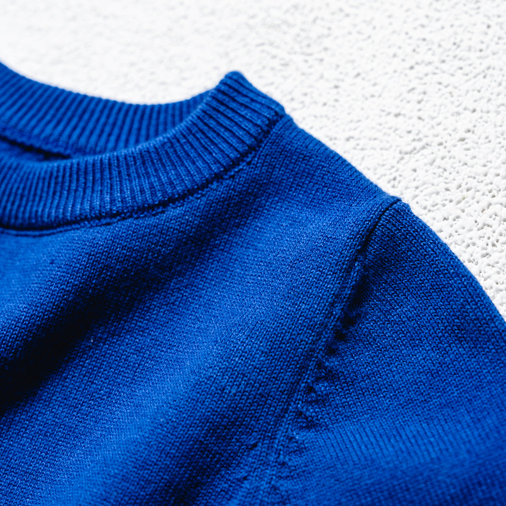 Hi_I_m_OrangeSquare（青いセーター）